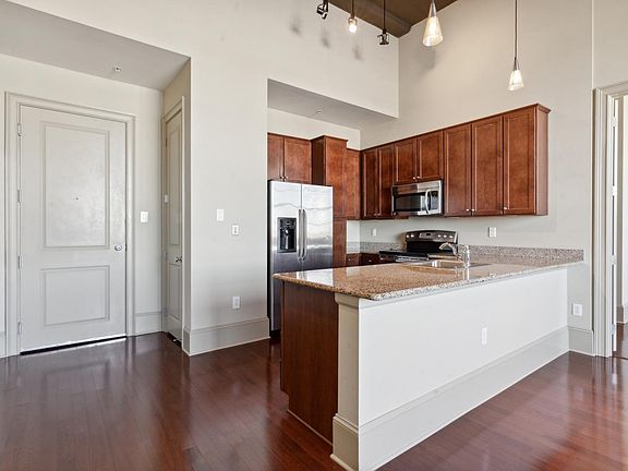 5th image of 1201 Canal St APT 565
