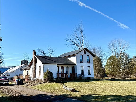 2nd image of 13123 Main Rd