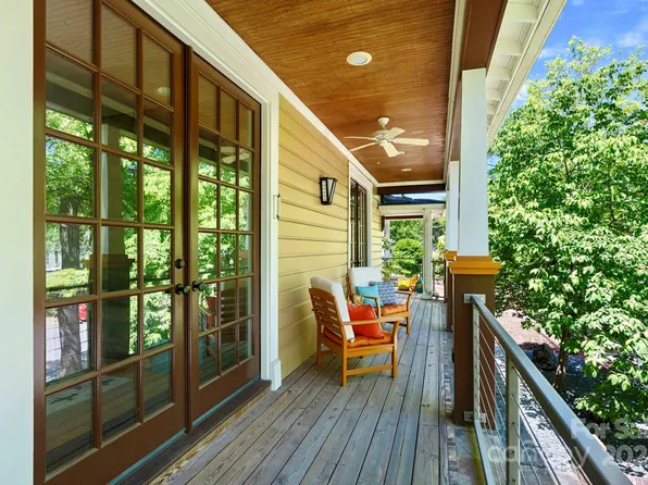 235 W Kingston Ave, Charlotte, NC 28203