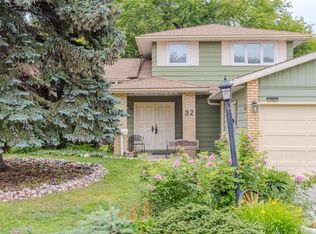 32 Garfield Cres, Strathcona County, AB T8A 3L7