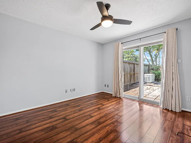 16174 Golden Sands Dr — Photo 15