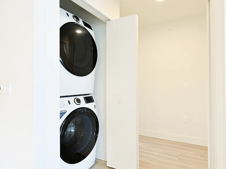 Nexus Point Apartments — Photo 28