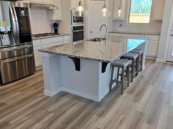 5th image of 7844 Axis Ridge Dr