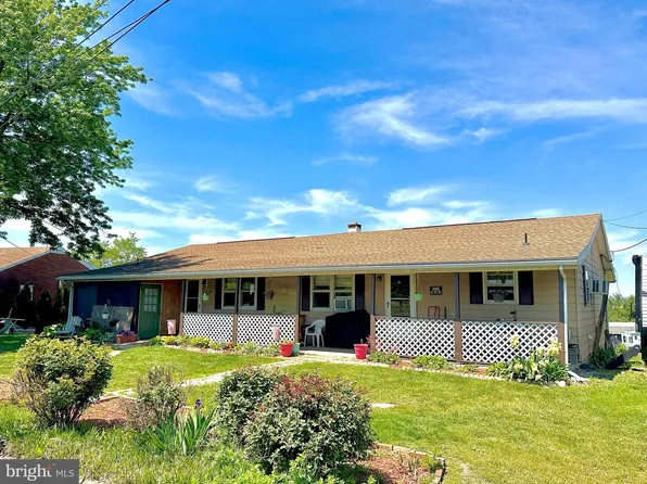 15699 Young Rd, Greencastle, PA 17225