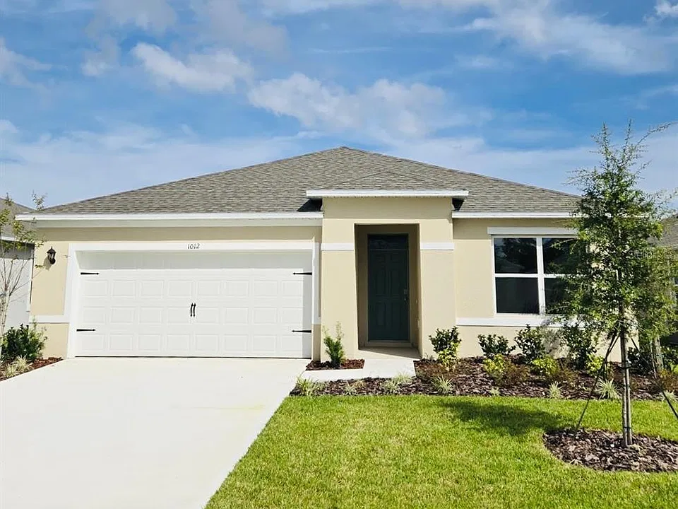 1012 Champion Ridge Dr