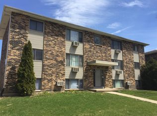 1578 Mark Ave, Elgin, IL