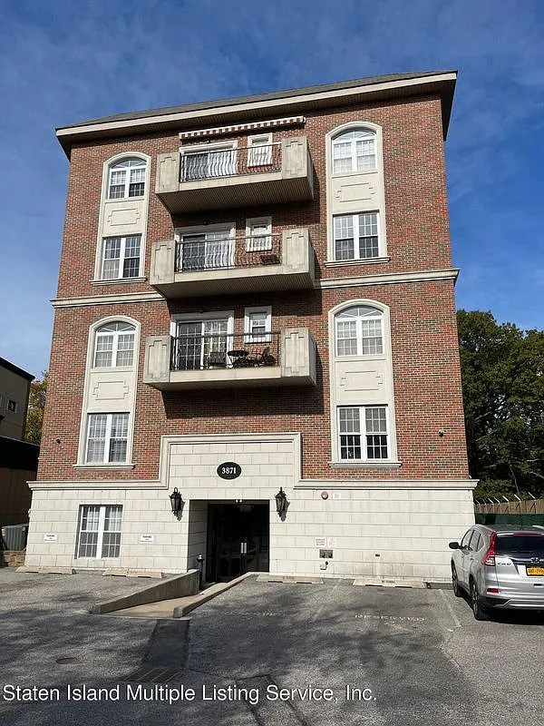2 bed, 2.0 bath, 1170 sqft, $2,850 — Photo 1