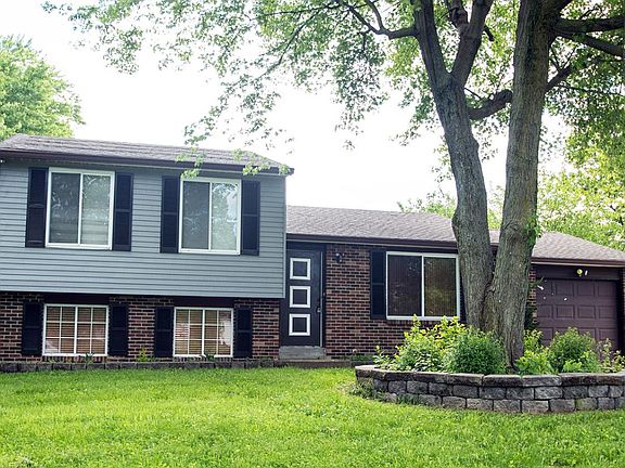 2nd image of 7529 Turnberry Ct