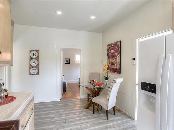 4th image of 418 Highland Ave