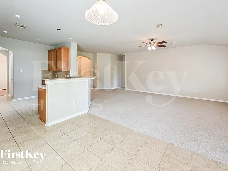 2729 Domenico Ln — Photo 6