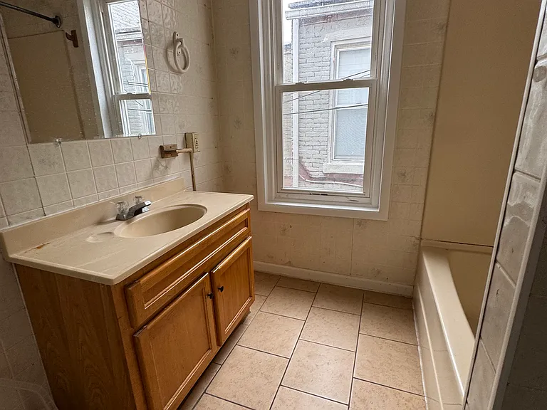1760 Perkiomen Ave — Photo 8