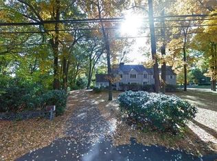 470 Cornell Rd, Fairfield, CT 06825