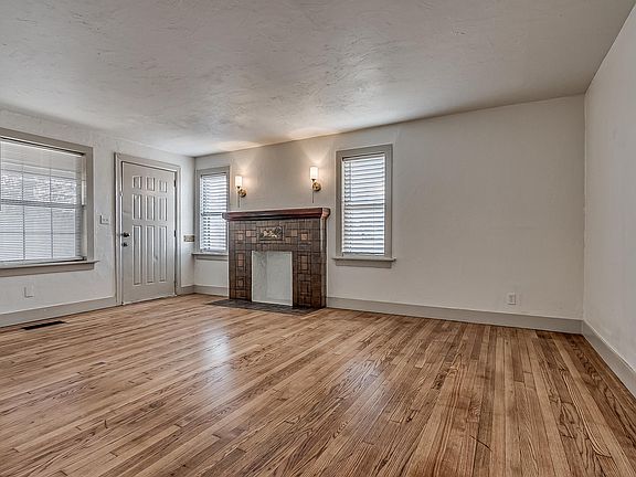 4th image of 2108 N Kelley Ave