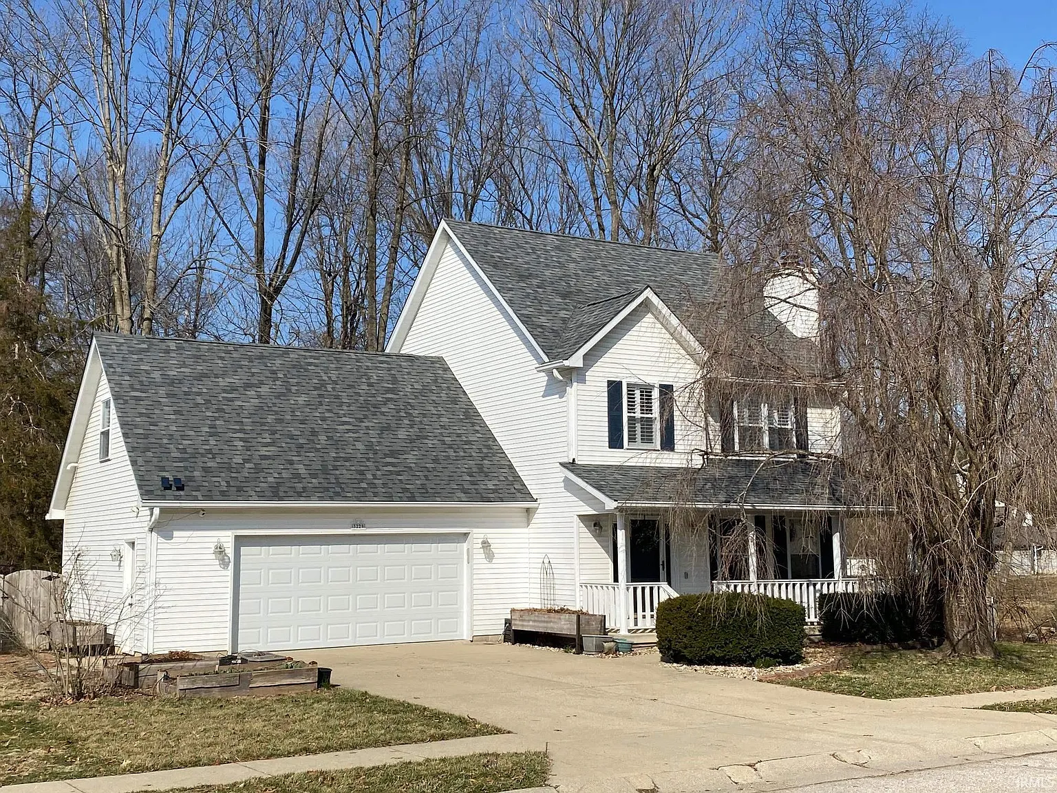 3229 W Woodhaven Dr photo 1