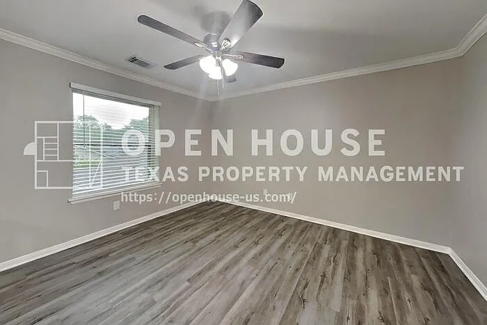 719 Fernglade Dr — Photo 21