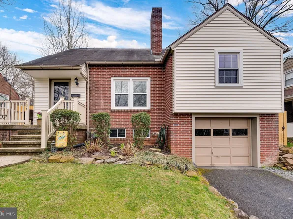 704 State St, Reading, PA 19607