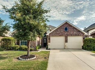 493 Liberty Way, Lake Dallas, TX 75065