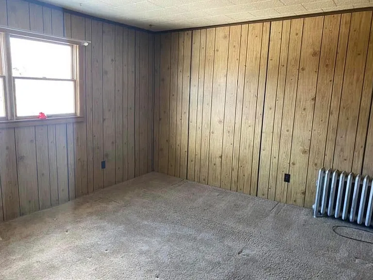 220 S Valley Ave — Photo 11
