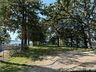 2nd image of E 260th Rd