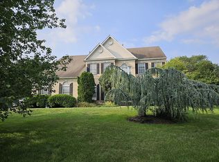 56 Margaret Dr, Somerset, NJ