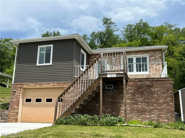 725 Logan Ave, Mingo Junction, OH 43938