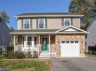 1240 Hawthorne St, Shady Side, MD