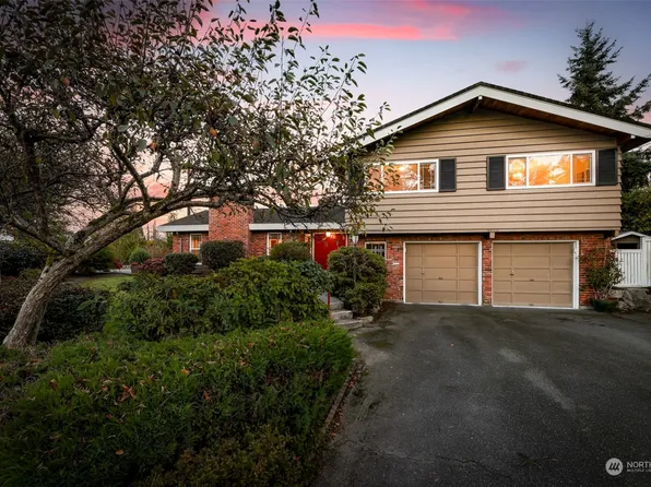 9610 Triton Drive NW, Seattle, WA 98117