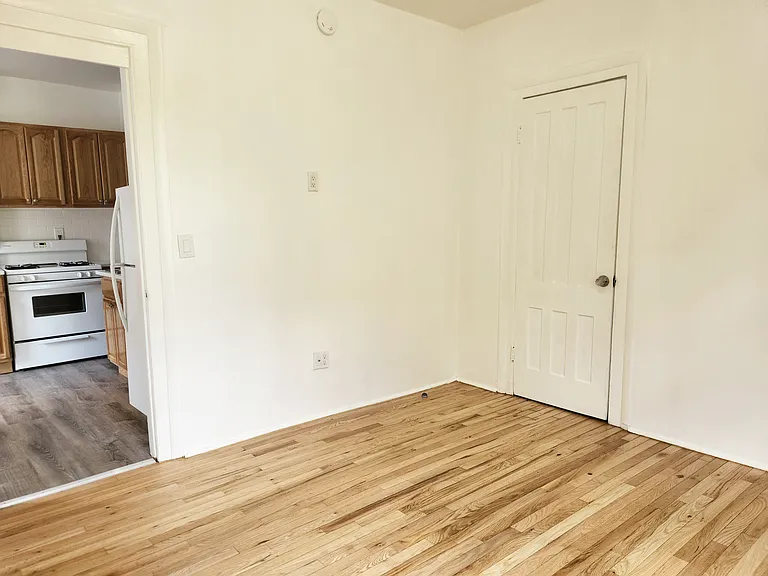 200 Harral Ave #A — Photo 10