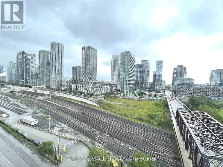 27 Bathurst St #902W — Photo 14