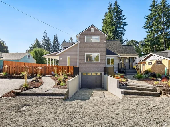 9104 Highland Ave SW, Lakewood, WA 98498