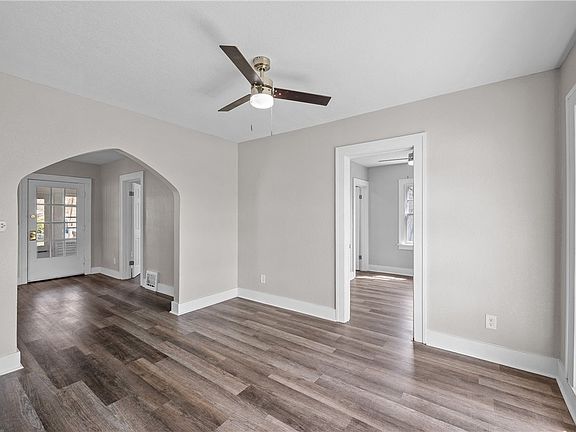 4th image of 2626 Prospect Rd
