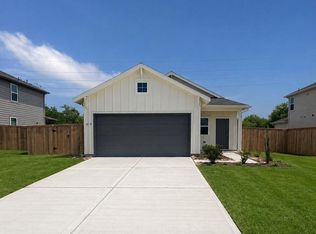 6910 Bens Lndg, Cove, TX 77523