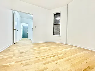 Rented by HOLTON REAL ESTATE INC.