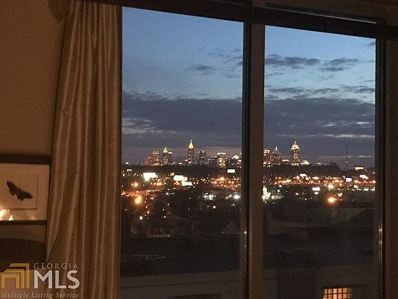 4th image of 711 Cosmopolitan Dr NE Unit 716