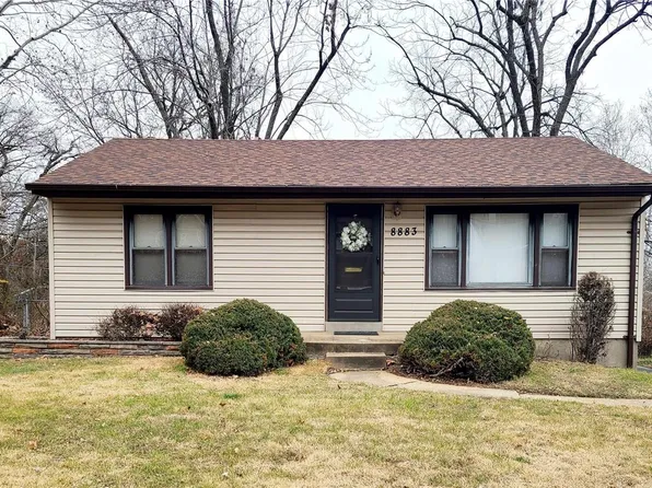 8883 Saint Cyr Dr, Saint Louis, MO 63136
