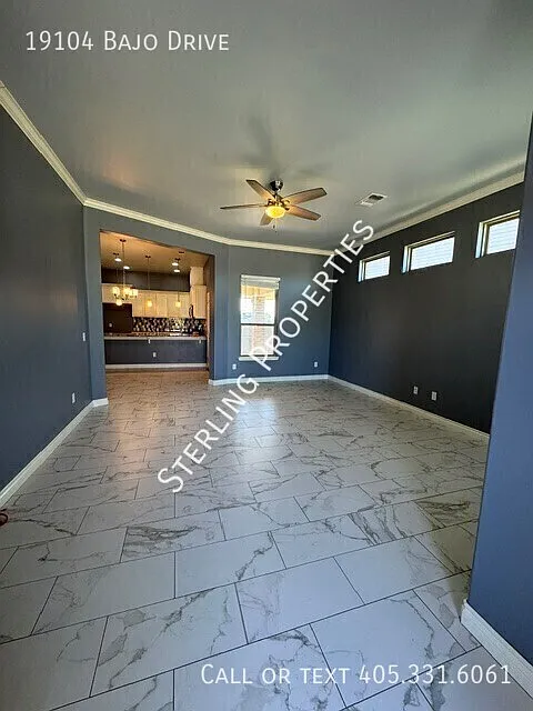 Building Photo - 19104 Bajo Dr