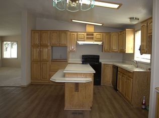 10302 S F St, Island City, OR 97850