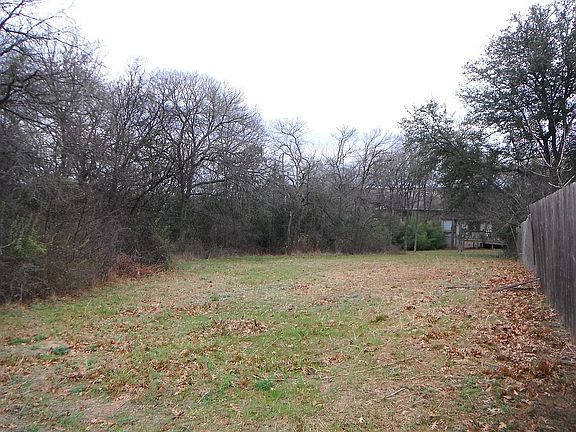 4th image of 2801 Sunridge Dr