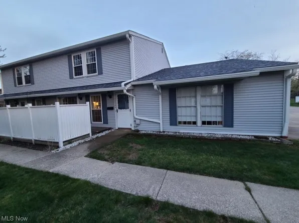 20580 Williamsburg Ct #213A, Middleburg Heights, OH 44130