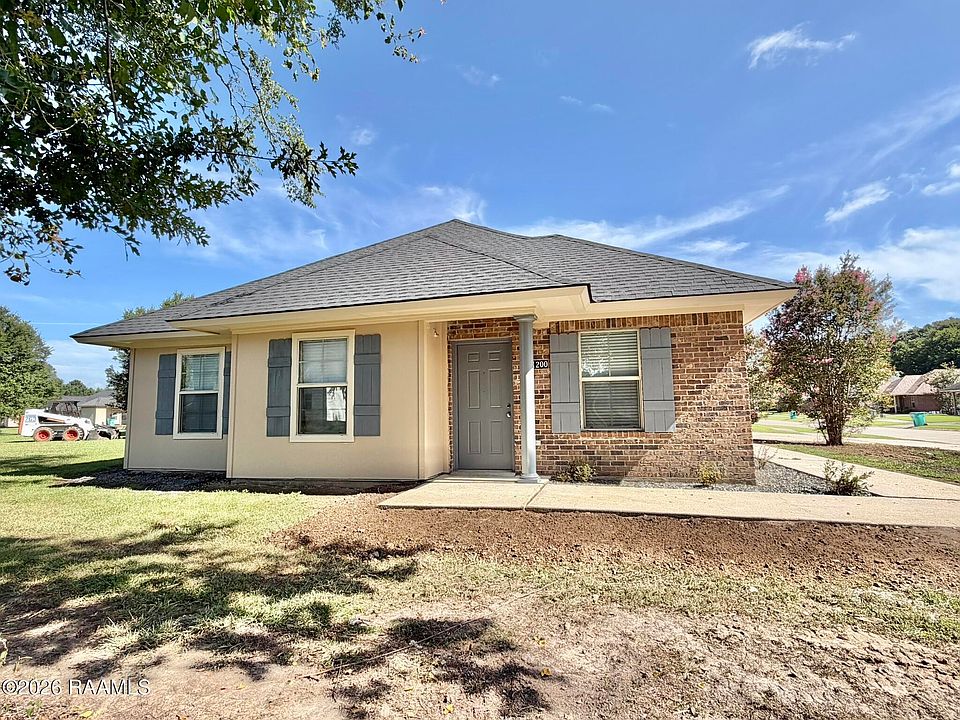 1st image of 1200 McCarthy Ln