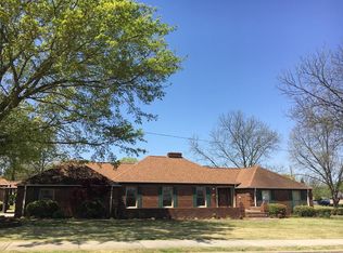 2200 Gusmus Ave, Muscle Shoals, AL 35661