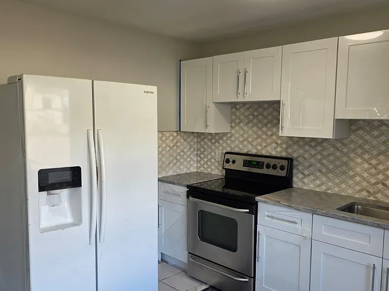 3386 Rudolph Rd — Photo 14