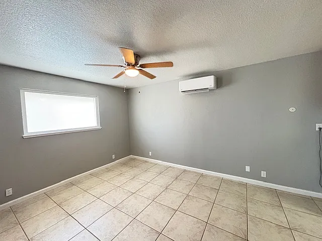 Studio, 276 sqft, $1,395 — Photo 2