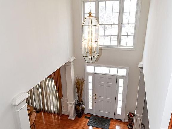 2nd image of 14528 Fairdale Rd