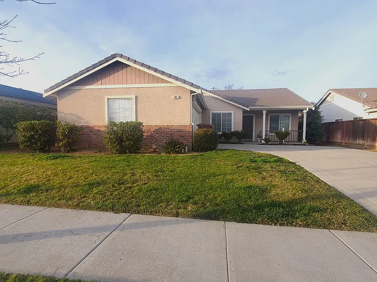 103 Bosk Ave — Photo 1
