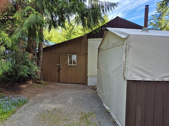 5th image of 71860 Sumallo Rd #9