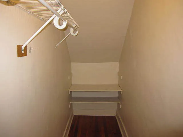7739-7741 Forbes Ave — Photo 9