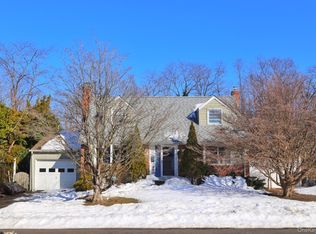 14 Willets Drive, Syosset, NY 11791