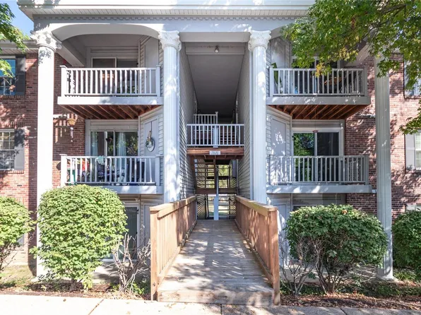 7616 Triwoods Dr APT K, Saint Louis, MO 63119