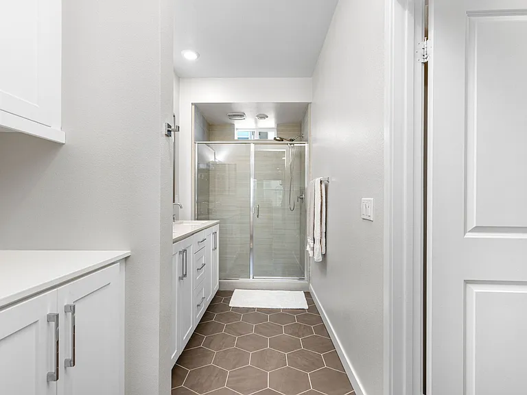10443 Newbliss Way — Photo 15